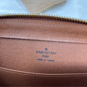 404 Pre Owned Authentic Louis Vuitton Monogram Canvas Orsay Clutch Bag AR0927