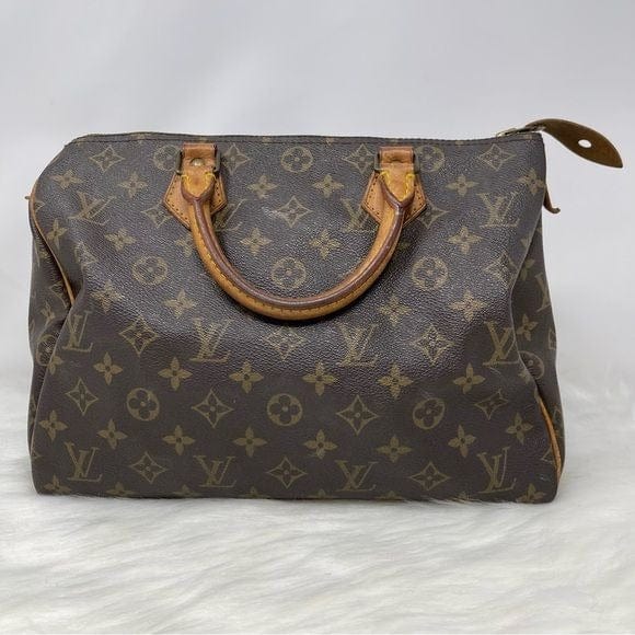 427 Pre Owned Authentic Louis Vuitton Monogram Speedy 30 Travel Handbag VI873