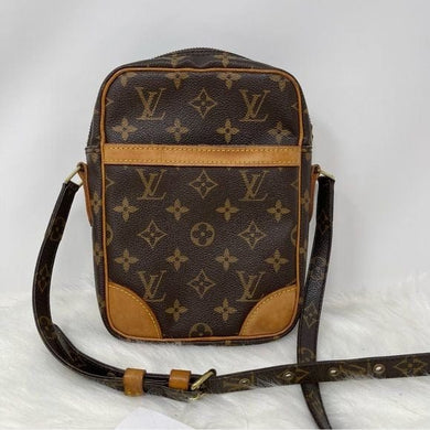361 Pre Owned Authentic Louis Vuitton Monogram Danube PM Crossbody Bag SL1908