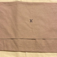 Load image into Gallery viewer, 088 Pre-owned Authentic Louis Vuitton Dust Bag Fit for Alma