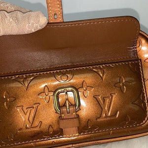 227 Pre Owned Auth Louis Vuitton Monogram Vernis Christie Crossbody Bag TH0050