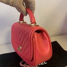 Load image into Gallery viewer, 188 Pre Owned Auth CHANEL Lambskin Reverse Chevron Mini 2Way Flap Bag 24320984