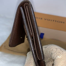 Load image into Gallery viewer, 284 Pre Owned Auth Louis Vuitton Damier Ebene Tresor International Wallet TH0035