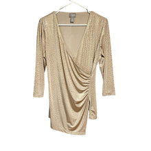 Load image into Gallery viewer, Chico&#39;s Pre-owned Ruched Assymetrical Faux Wrap Super-soft Animal Print Neutral Top Size 0