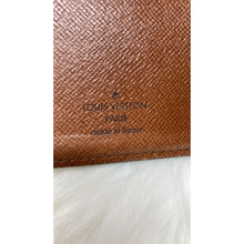 Load image into Gallery viewer, 003 Pre Owned Authentic Louis Vuitton Monogram Agenda Cover CA0977