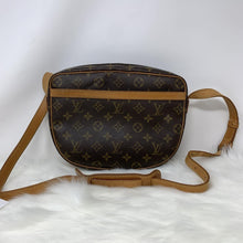 Load image into Gallery viewer, 341 Pre Owned Authentic Louis Vuitton Monogram Juene Fille Crossbody Bag TH1900