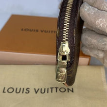 Load image into Gallery viewer, 276 Pre Owned Auth Louis Vuitton Porte Monnaie Monogram Round Coin Purse SR2069