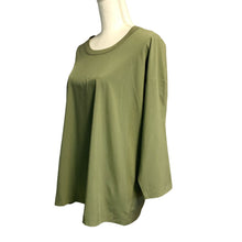 Load image into Gallery viewer, Pre-owned J jill Fit Women&#39;s Stretch Crewneck 3/4 Sleeve Green Pullover Tunic Top Medium
