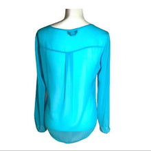 Load image into Gallery viewer, Pre-owned Bebe Long Sleeve Pockets Relaxed Flowy Sheer Career Blue Blouse Top Size  S/P