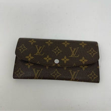 Load image into Gallery viewer, 063 Pre Owned Authentic Louis Vuitton Monogram Emily Long Wallet CA5029