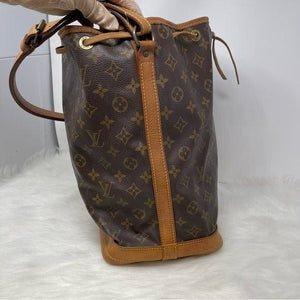 314 Pre Owned Authentic Louis Vuitton Monogram Noe GM Shoulder Bag AR0940
