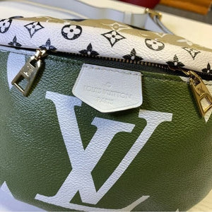 141 Pre Owned Auth Louis Vuitton Monogram Bumbag Crossbody Khaki Green MI1139