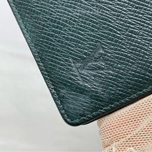 Load image into Gallery viewer, 0140 Pre Owned Auth Louis Vuitton Epi Leather Green Flap Checkbook Wallet MI0964
