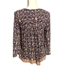 Load image into Gallery viewer, Pre-owned Lucky Brand Top Tunic Printed V-Neck Bell Sleeve Purple  Boho Blouse Size Small
