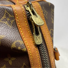 Load image into Gallery viewer, 351 Pre Owned Authentic LOUIS VUITTON Monogram Sac Souple 45 Travel Bag
