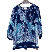 Load image into Gallery viewer, Pre-owned Roz &amp; Ali Paisley Boho Longsleeves Top