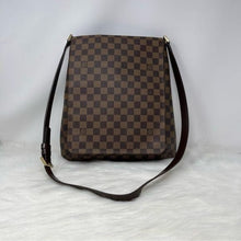 Load image into Gallery viewer, 389 Pre Owned Authentic Louis Vuitton Damier Ebene Musette Salsa GM Bag SL0054