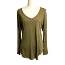 Load image into Gallery viewer, Pre-owned Old Navy Relaxed Womens V Neck Long Sleeve Cotton Soft Green Pullover Top Medium