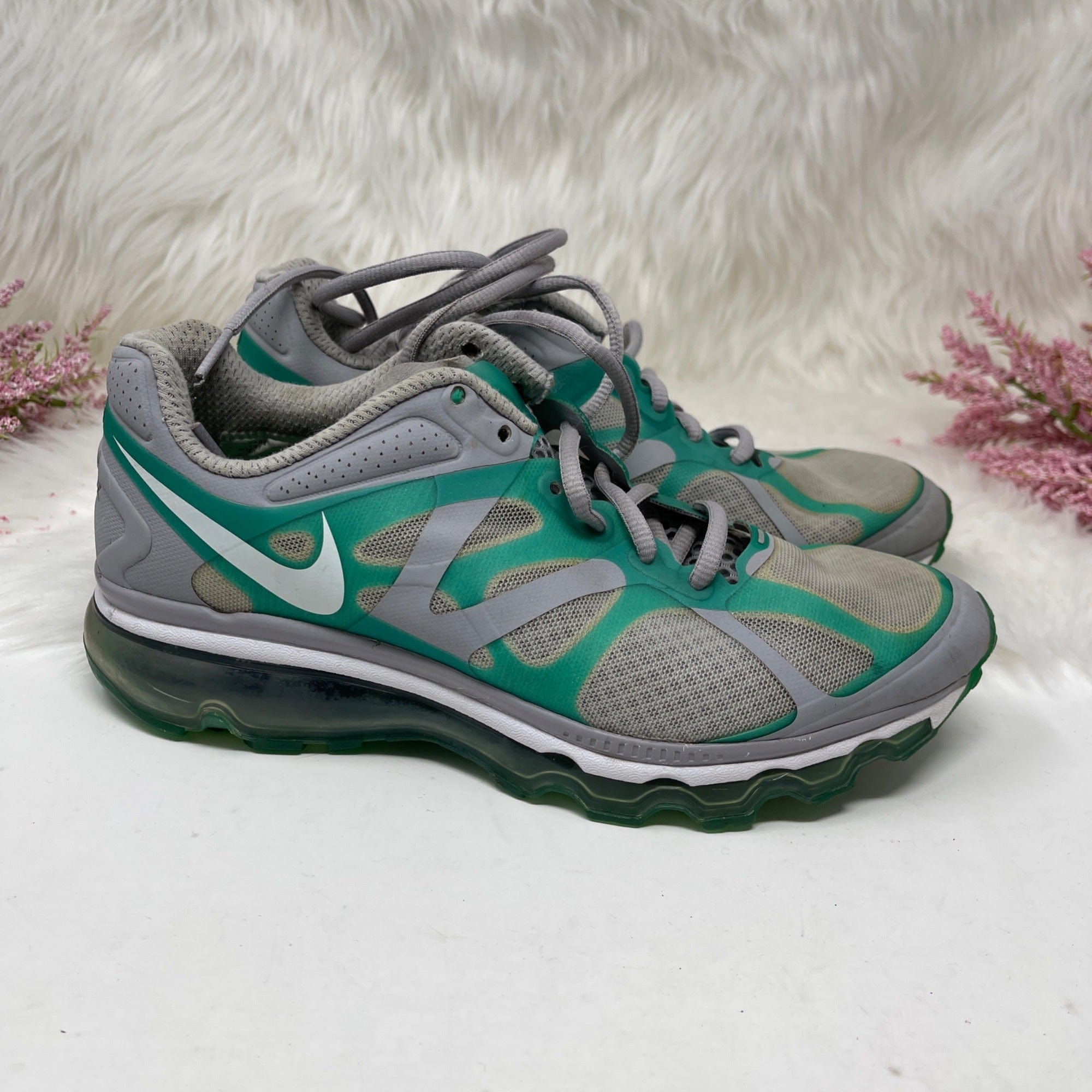 rit Geestelijk etiquette Pre-Owned Women Nike Air Max FITSOLE Sneakers Lace Up Lightweight Comf –  Thriftinghills LLC