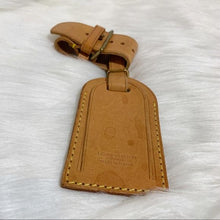 Load image into Gallery viewer, Pre-Owned Authentic Louis Vuitton Leather Name Tag (006)